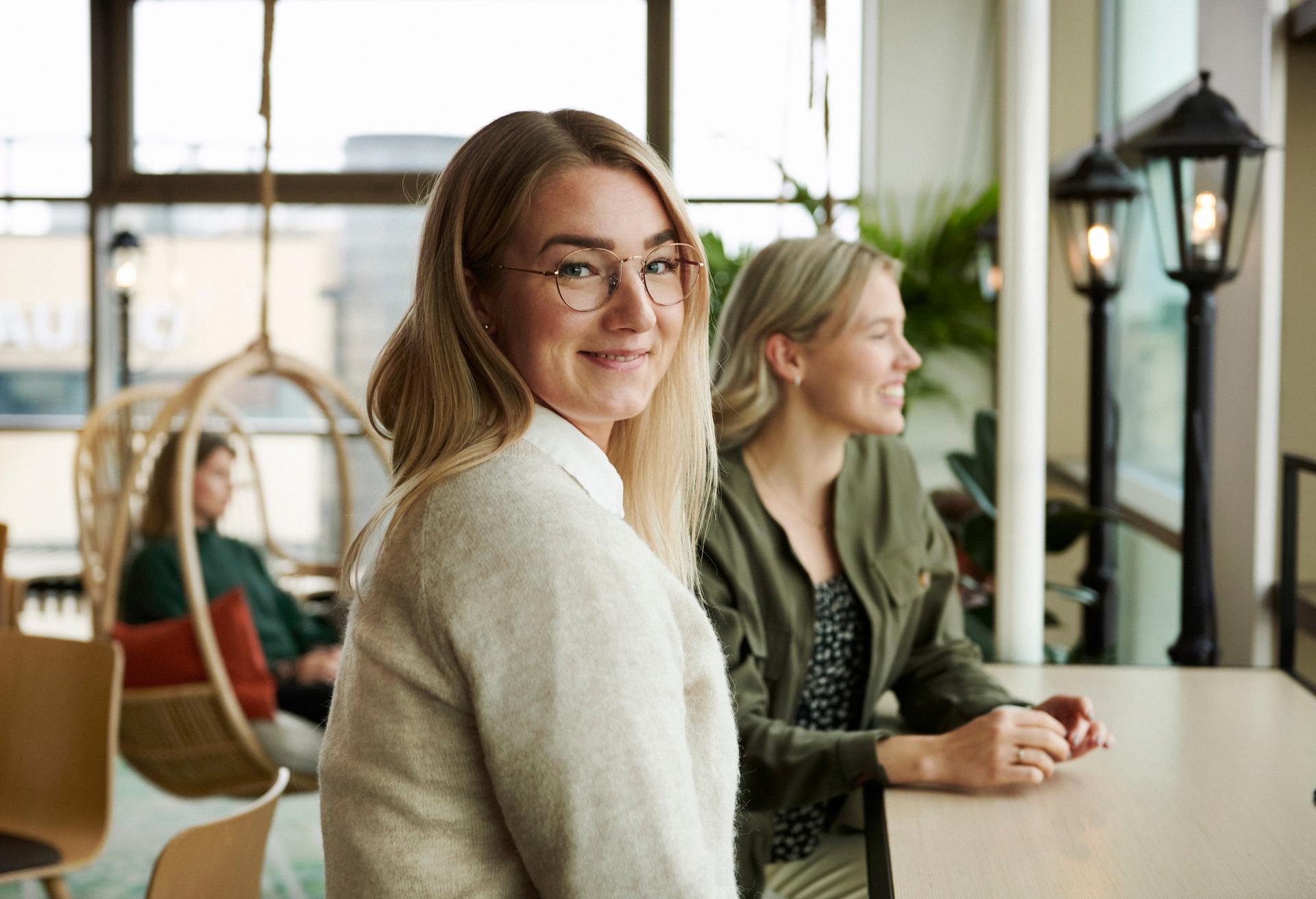 <span id="hs_cos_wrapper_name" class="hs_cos_wrapper hs_cos_wrapper_meta_field hs_cos_wrapper_type_text" style="" data-hs-cos-general-type="meta_field" data-hs-cos-type="text" >Slipp onödigt arbete vid årets lönerevision</span>